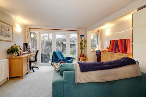 3 bedroom townhouse for sale, Elm Court, Sonning Common, South Oxfordshire