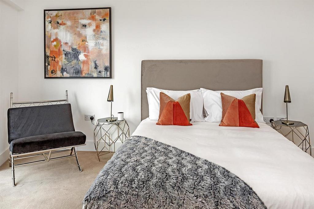 Bedroom (4).jpg