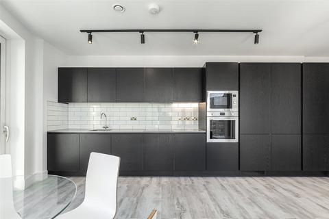 2 bedroom apartment to rent, Portal Way, London W3