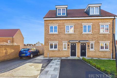 Maximus Way, Eastfield, Scarborough