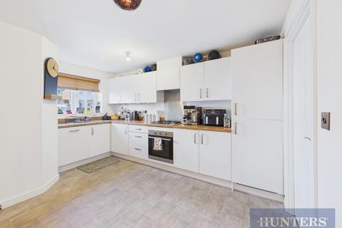 3 bedroom semi-detached house for sale, Maximus Way, Eastfield, Scarborough