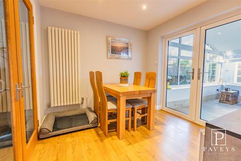 3 bedroom detached house for sale, Bushell Way, Kirby Cross, Frinton-On-Sea
