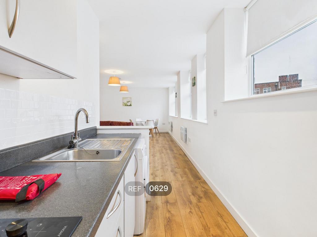 Kitchen / Living area