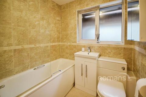 1 bedroom flat to rent, Littlebrook Avenue, Slough, Berkshire, SL2