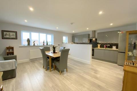 2 bedroom bungalow for sale, Roy's Drive, Tetney, Grimsby