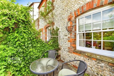 2 bedroom terraced house to rent, Mount Pleasant Arundel BN18