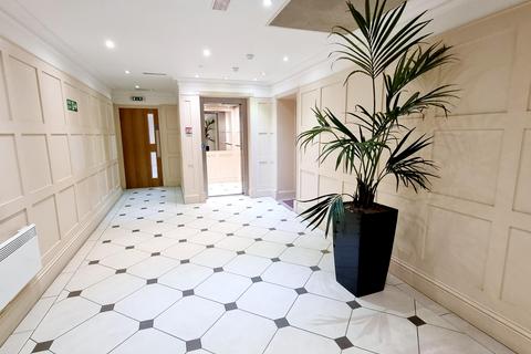 2 bedroom flat to rent, Meads Street, Eastbourne BN20