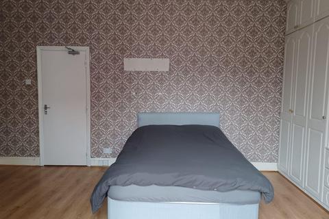1 bedroom in a house share to rent, Hatfield Road, Birmingham, B19