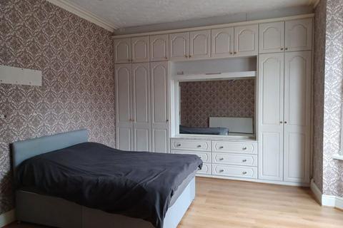 1 bedroom in a house share to rent, Hatfield Road, Birmingham, B19