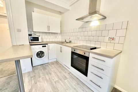 1 bedroom apartment for sale, B11 Pine Grange, Bath Road, Bournemouth, BH1 2PQ
