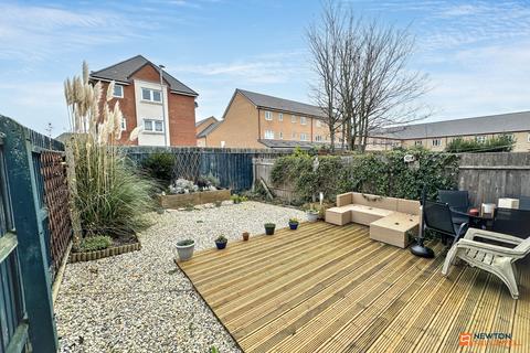 2 bedroom end of terrace house for sale, Sovereign Place, Peterborough, PE3
