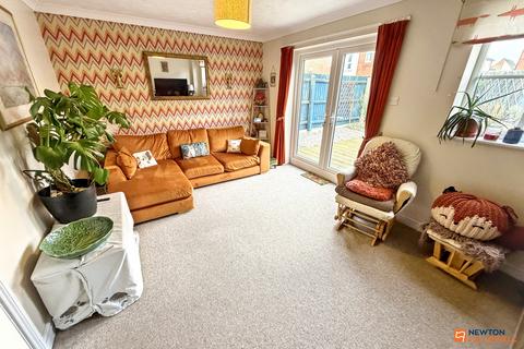 2 bedroom end of terrace house for sale, Sovereign Place, Peterborough, PE3
