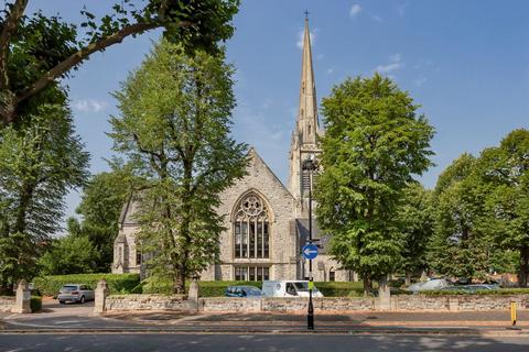undefined, The Avenue, London W13
