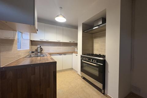 undefined, Rowe Avenue, PETERBOROUGH PE2
