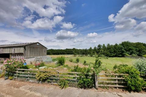 undefined, Meysey Hampton, Cirencester, GL7