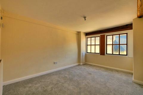 undefined, Meysey Hampton, Cirencester, GL7