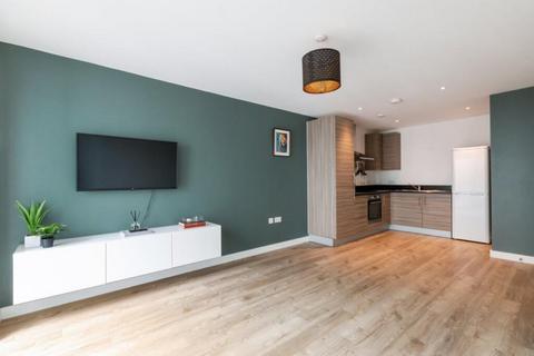 1 bedroom apartment to rent, Pump House Crescent, London, TW8