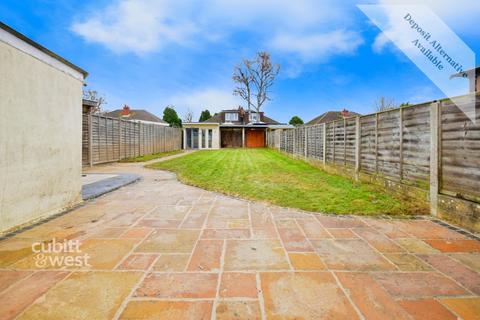 undefined, Emlyn Road Horley RH6