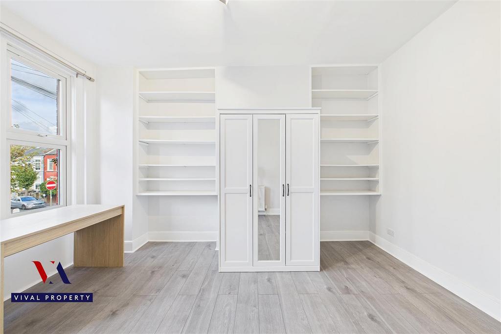 CAM03118 G0-PR0238-STILL014.jpg