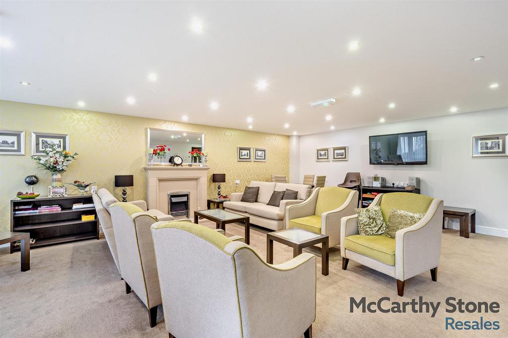 Homeowners Lounge