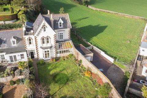 5 bedroom detached house to rent, La Grande Route de al Cote, St. Clement, Jersey