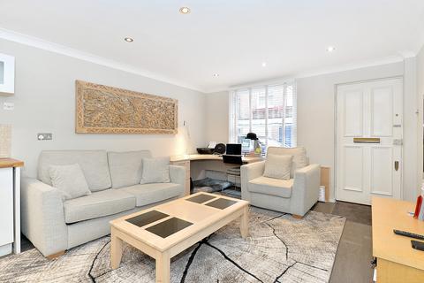 2 bedroom house to rent, Shrewsbury Mews, London, W2