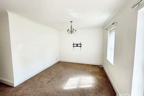 2 bedroom flat to rent, 4 Antony Court, Esplanade Road, Paignton, TQ4 6DZ