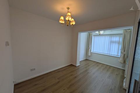 3 bedroom semi-detached house to rent, Hilltop Drive, Birmingham, West Midlands