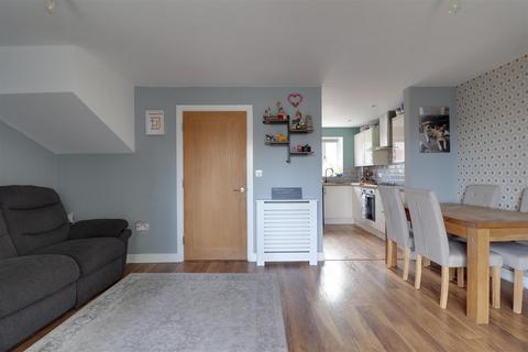 undefined, Elm Road, Stonehouse