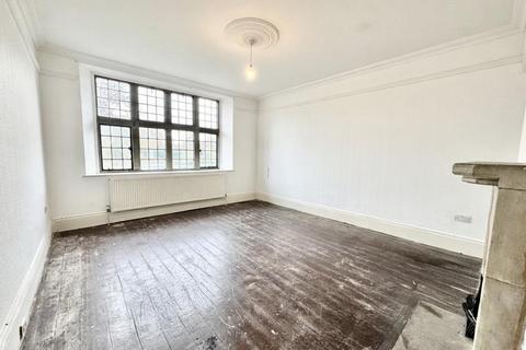 3 bedroom terraced house to rent, Canterbury Road, Westgate-on-Sea, Kent, CT8