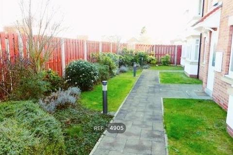 2 bedroom flat to rent, Penshurst Mews, Hessle, HU13 9FD