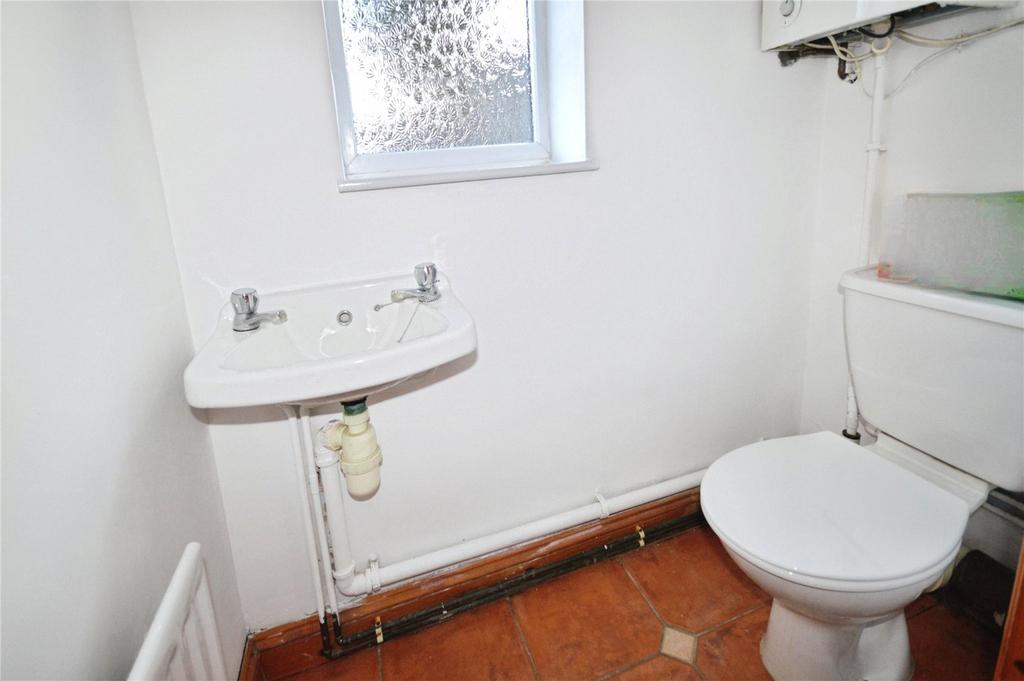 Cloakroom/Wc