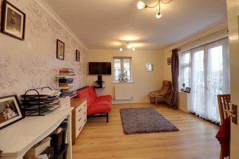 2 bedroom apartment for sale, Great Gables, Stevenage SG1