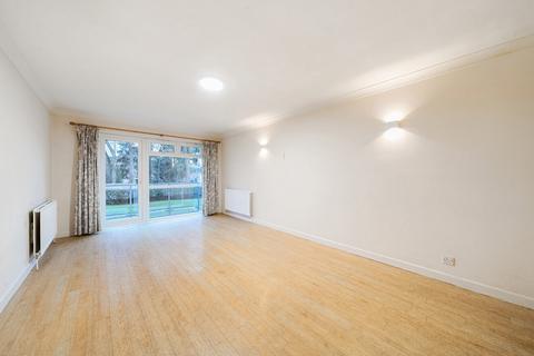 2 bedroom apartment for sale, Gable End, Clockhouse Road, Farnborough, Hampshire, GU14