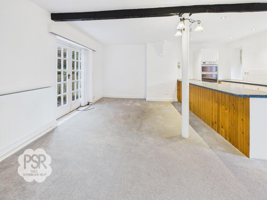 Kitchen / Living Room