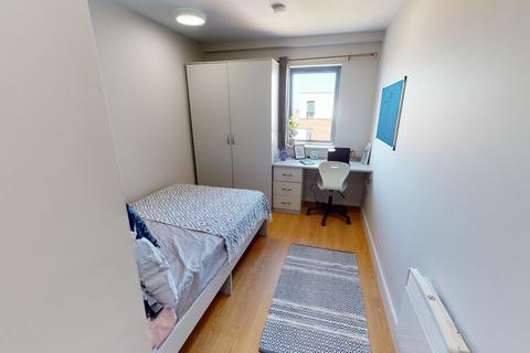 1 bedroom in a flat share to rent, Chatham Place, Liverpool L7
