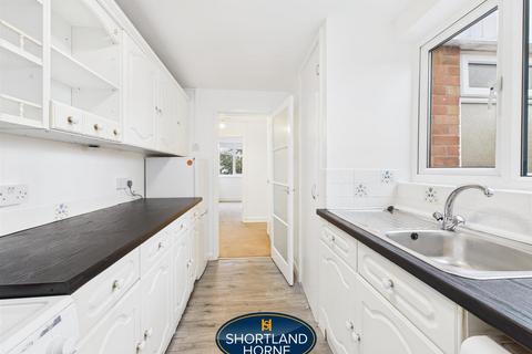 2 bedroom flat to rent, Greendale Road, Coventry CV5