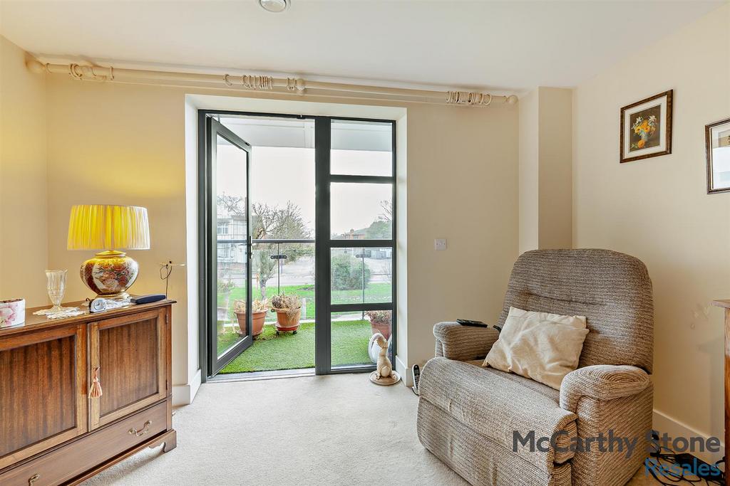 8673053-interior06-800.jpg