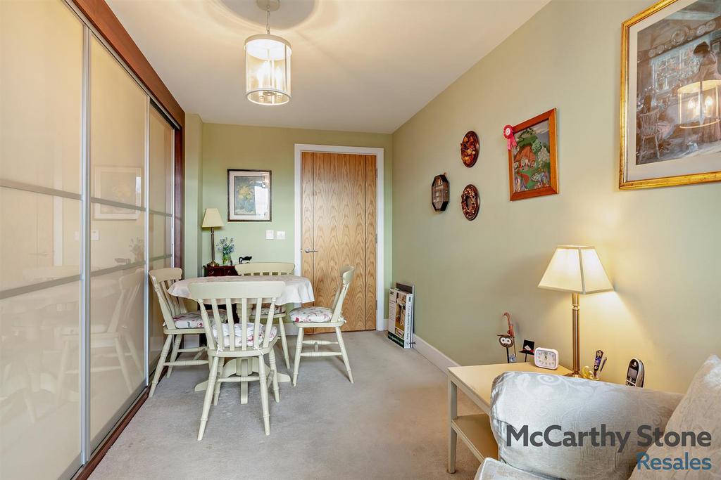8673053-interior11-800.jpg