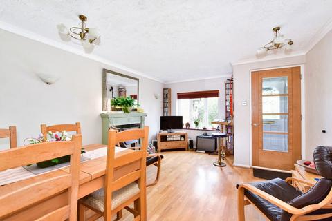 undefined, Curran Close, Uxbridge UB8