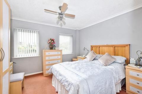 undefined, Curran Close, Uxbridge UB8