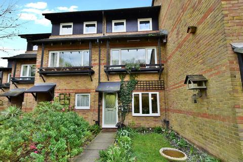 undefined, Curran Close, Uxbridge UB8