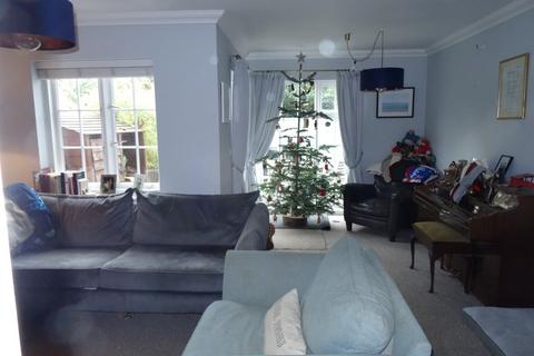 3 bedroom terraced house for sale, Fitzwalters Meadow, Goodnestone CT3