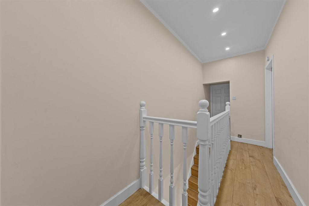 12 George St Web19.jpg