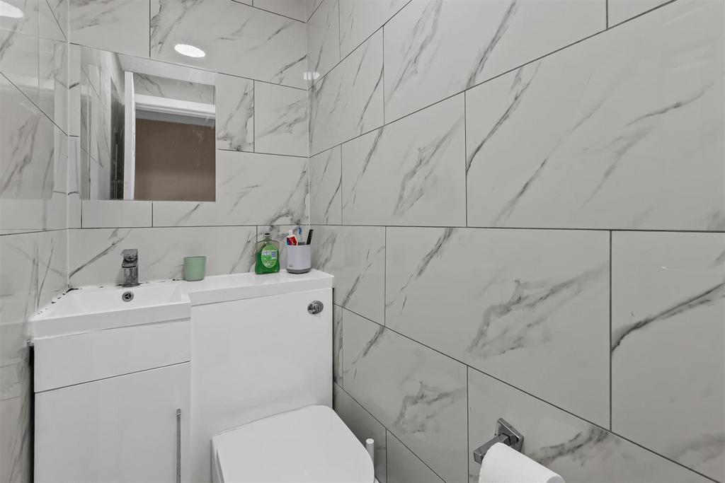 12 George St Web21.jpg