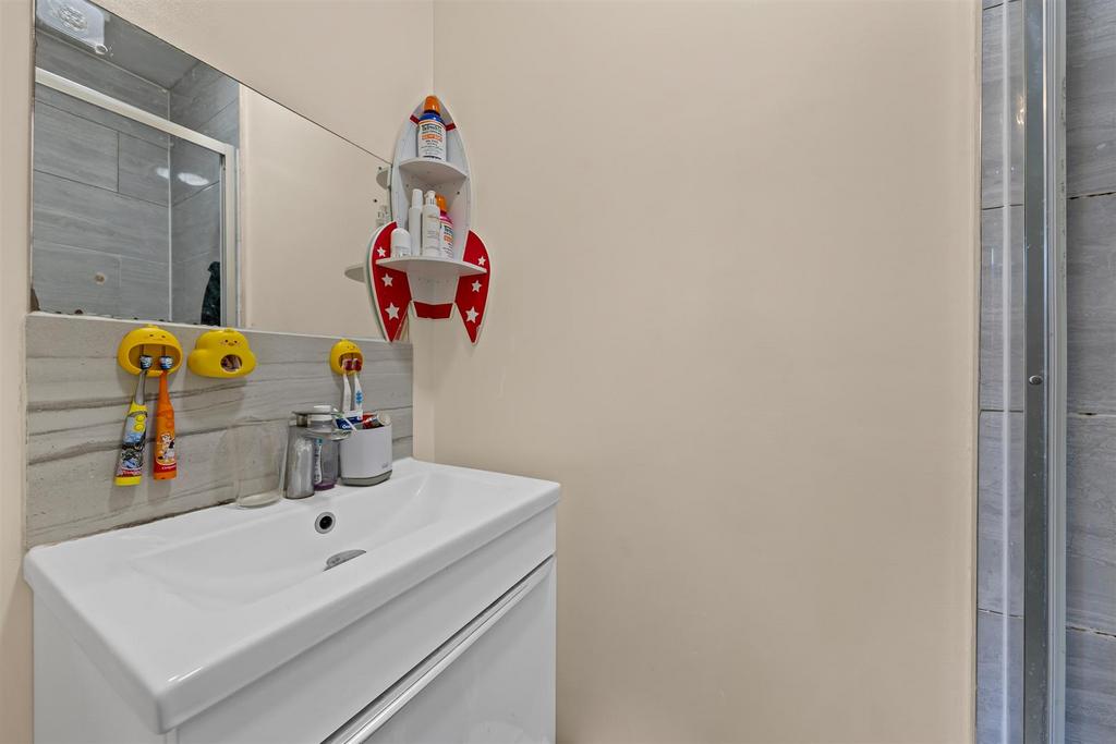 12 George St Web26.jpg