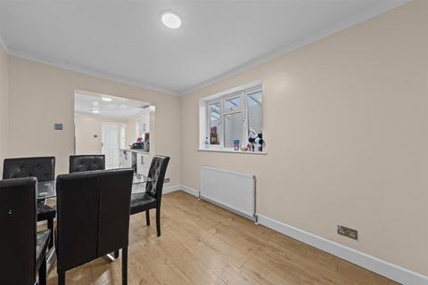 4 bedroom terraced house for sale, George Street, Milton Keynes MK2
