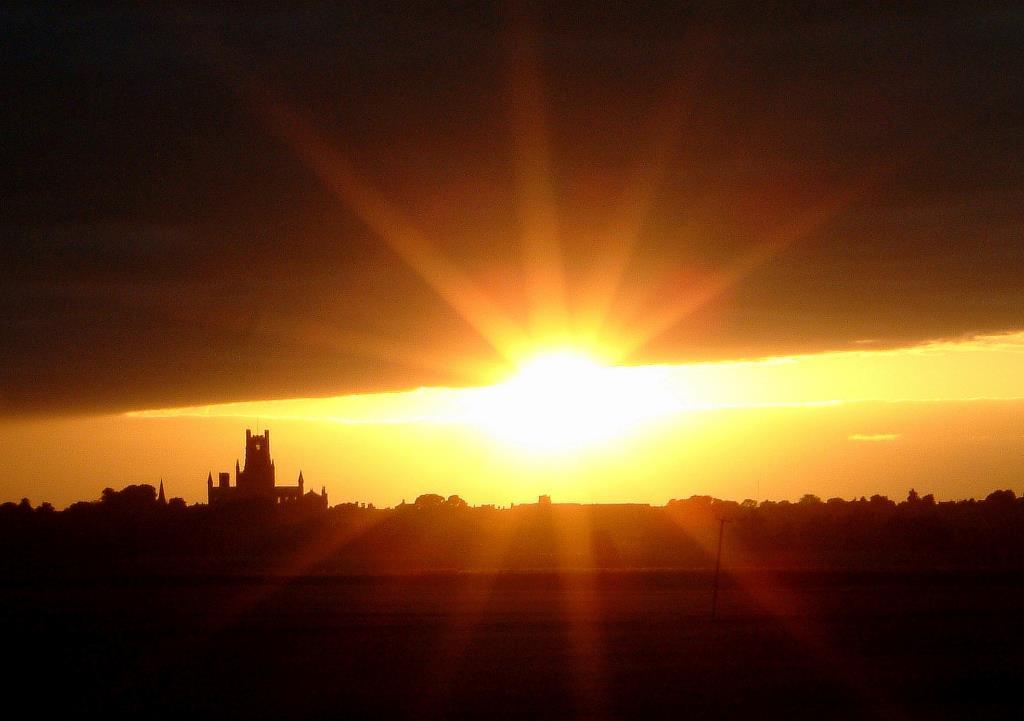 003 whitegates sunset.jpg