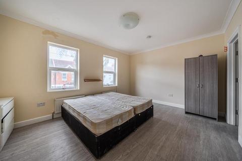 3 bedroom semi-detached house for sale, Slough,  SL1,  SL1
