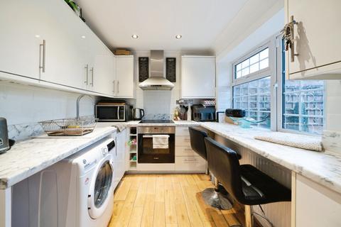 undefined, Pentelow Gardens, Feltham TW14